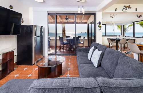 Ferrocarrilera House | Las Gaviotas 2BR/2BA Ocean View 1st FL- 413