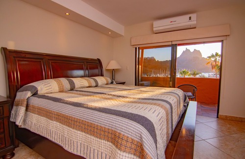 Caracol Turistico Condo | Las Glorias Condo 203