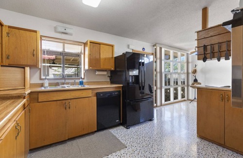 Alpine House | Las Hermanas - Close to Sul ROss, Kokernot Park, Downtown