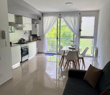 Lomas de Zamora Apartment | Las Lomitas Torre London