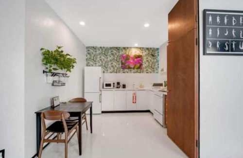 Colee Hammock Apartment | Las Olas Hammocks Unit 2 By Pmi