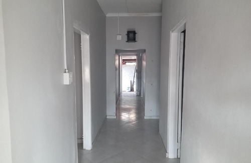 Pretoria West Hotel | Las Palmas Day & Night Guest House