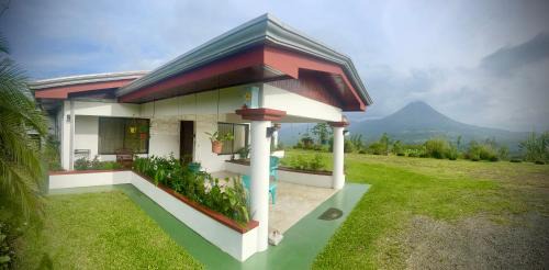 Monterrey Cabin | Las Pavitas Arenal Suites