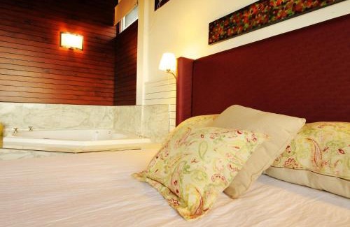 Sierra de los Padres Cabin | Las Piedras VIP Lodging