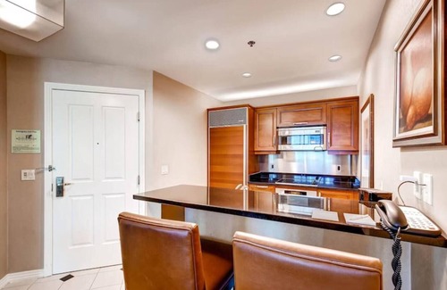 Las Vegas Condo | Las Vegas Penthouse with Strip Views Sleeps 6 Walk-Out Balcony