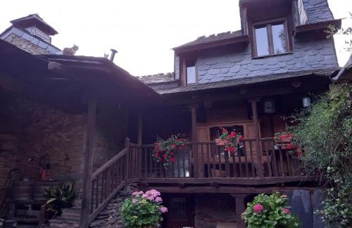 Toreno Ski Chalet | Las3Lobas