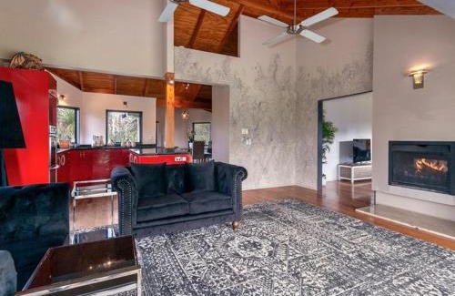 Dairy Flat House | Lascelles Escape