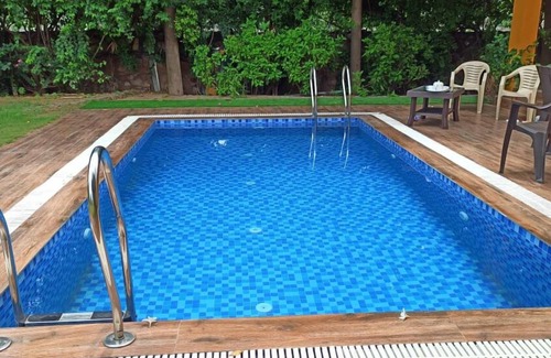 Diamond Harbour Resort | Laser Resort