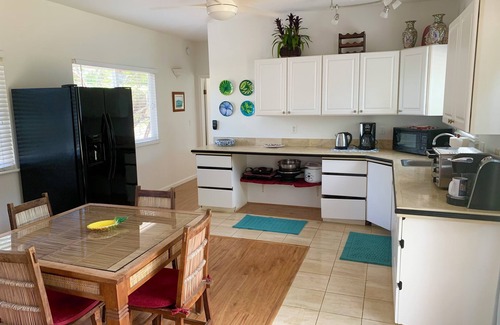 Mokuleia House | Last minute deals. Contact me for details