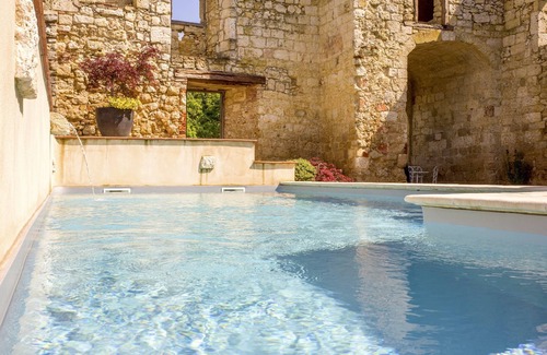 Maubec Villa | Last minute promotion Domaine de Saussignac grand gîte haut-de-gamme Maubec