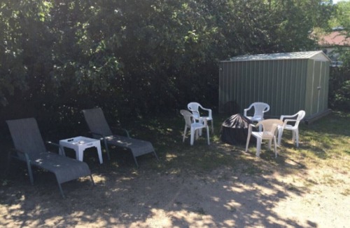 Regina Beach Cabin | Last Mountain Getaways-Unit #2-Regina Beach, Sk
