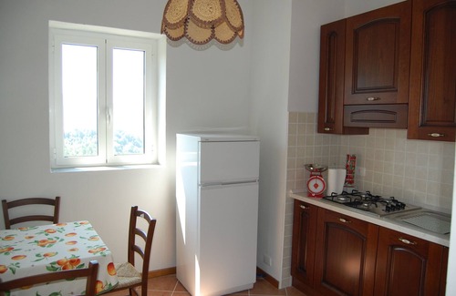 Zignago Apartment | Lastminute 50%off! House, garden and relaxation areas in Ligurian village countryside and sea.