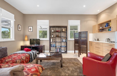 Wattamolla Cottage | Lastover Cottage - Kangaroo Valley