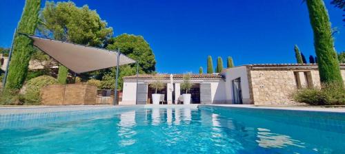 Oppede House | LASUITE Domaine Bertuli, heated Pool, Aircon