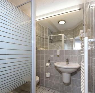 Eisenhuettenstadt Hotel | LAT Hotel & Apartmenthaus Berlin