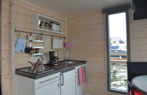 Toplitz Boat Rental | Late summer on the Havel houseboat "NautikHus"