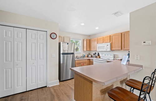 Port St. Joe House | Late Summer 2025 Rate Drop! 2BR/2.5BA Dog Friendly, Near Playground