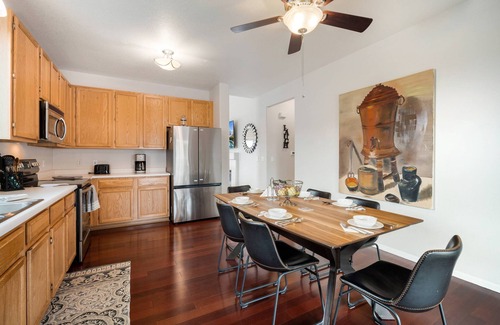 Centennial House | Late summer special! Book a stay during August and September and receive a 15% discount