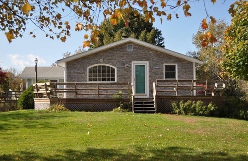 Charlestown House | LATE SUMMER SPECIAL RATE 550/night 1/2 mile to Charlestown Town Beach