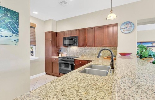 Waikoloa House | Late Summer Special with Golf Course Views - 2 Bed, 2 Bath Hawaiian Vacation