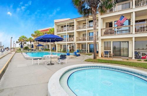 Fort Bay Apartment | Latitude 29 #2