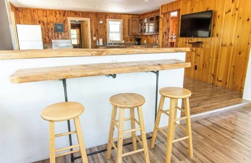 Mecosta House | Latitude Adjustment Cottage