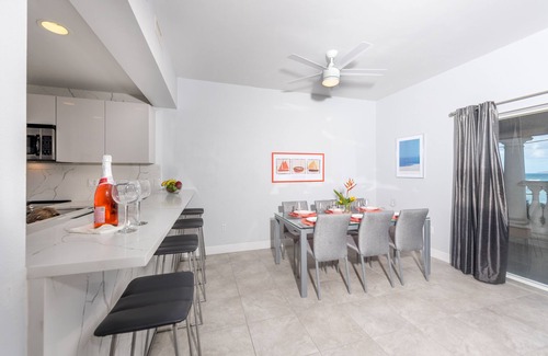 Great Cruz Bay Resort | Latitude Adjustment-Spacious Modern 1 Bedrm/1 Ba Condo at Grande Bay