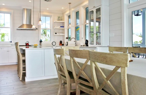 Hope Town House | Latitude Adjustment - The best of indoor-outdoor island living