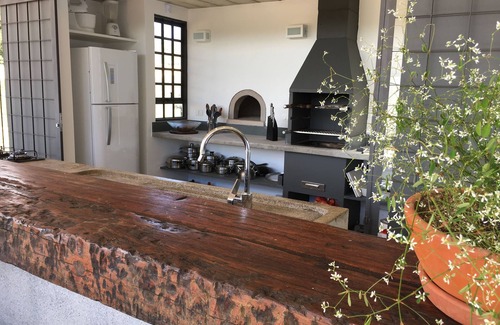 Cunha Hotel | Latitude Lodge