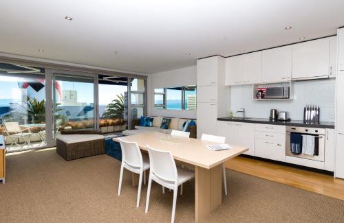 Stepneyville Apartment | Latitude Waterfront Apartment