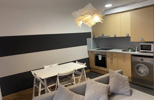Barbastro Apartment | Latre Somontano House