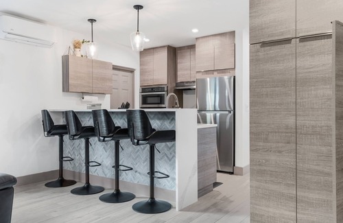 Lake Ridge House | Lauderdale 1 Bedroom Lux by Opus