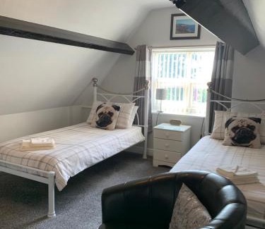 Whitby House | Launceston Villa