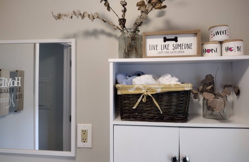 Titusville Apartment | Launching New 2 Bedroom Suites With Family Downtown Wifi Kitchen Full Bathroom