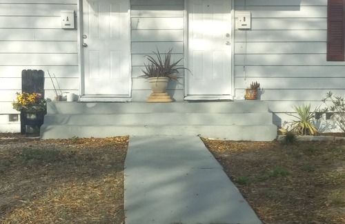Titusville Apartment | Launching New 2 Bedroom Suites With Family Downtown Wifi Kitchen Full Bathroom
