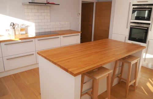 Aberlour Cottage | Laundry Cottage - a house that sleeps 8 guests in 4 bedrooms