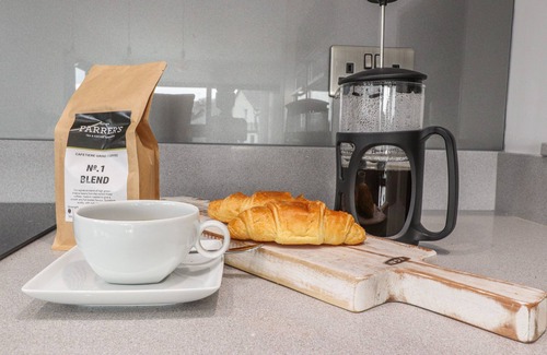 Milnthorpe Cottage | LAUNDRY COTTAGE, pet friendly, luxury holiday cottage in Milnthorpe