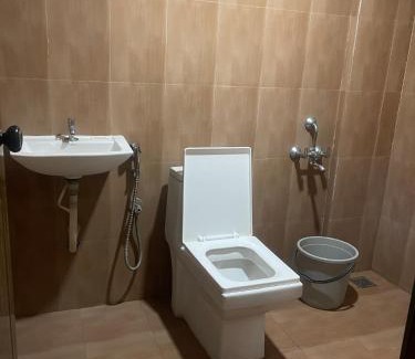 Nedumbassery Apartment | Laura Airport Suits & Apartments