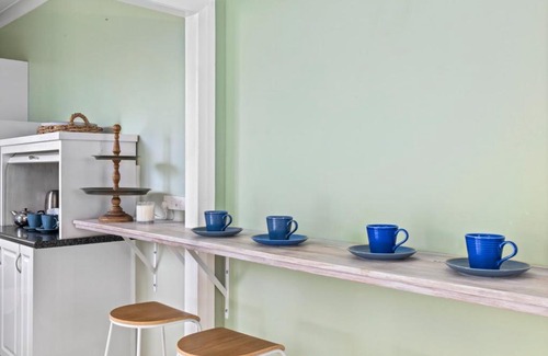 Sawtell House | Laura's Beach Cottage