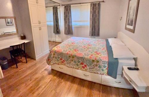Saskatoon Downtown Hotel | Laura's Lodge