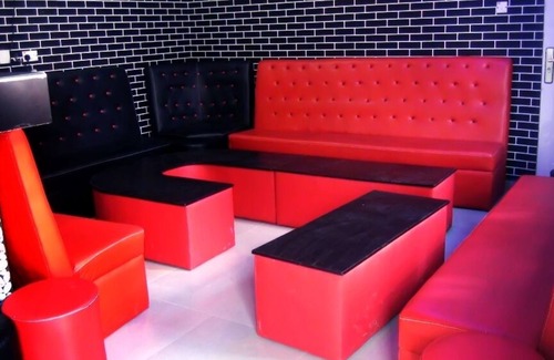 Port Harcourt Hotel | Laurel Blue Suites