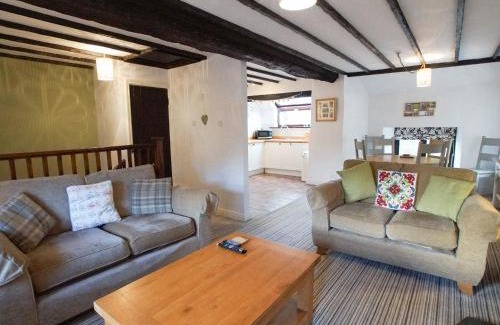 Lowick House | Laurel Cottage