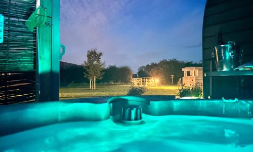 Highbridge Cabin | Laurel Farm Glamping
