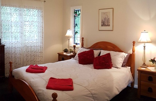 Springwood Cottage | Laurel House - Stunning Apartment