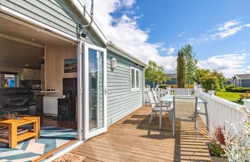 Hundall House | Laurel Lodge