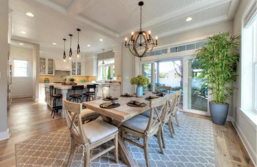 Country Club Estates House | Laurel street 306
