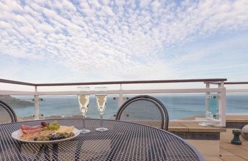 Carbis Bay Apartment | Laurellie