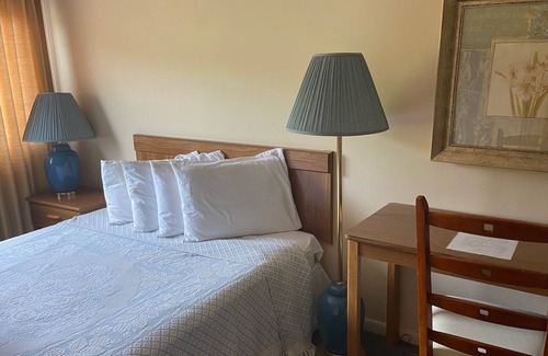 Coudersport Hotel | Laurelwood Inn & Steakhouse