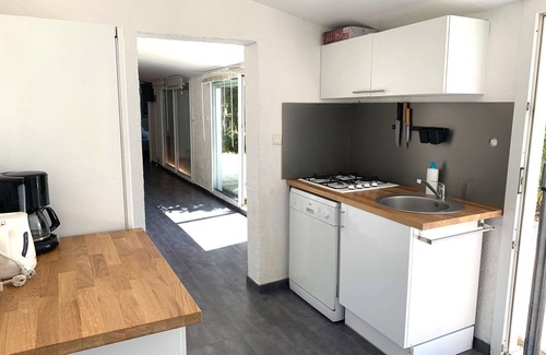 Palau-del-Vidre House | LaurenceOlivier The Annex. 10 minutes from the beaches