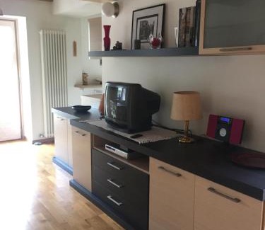 Prade House | Lausen Vil